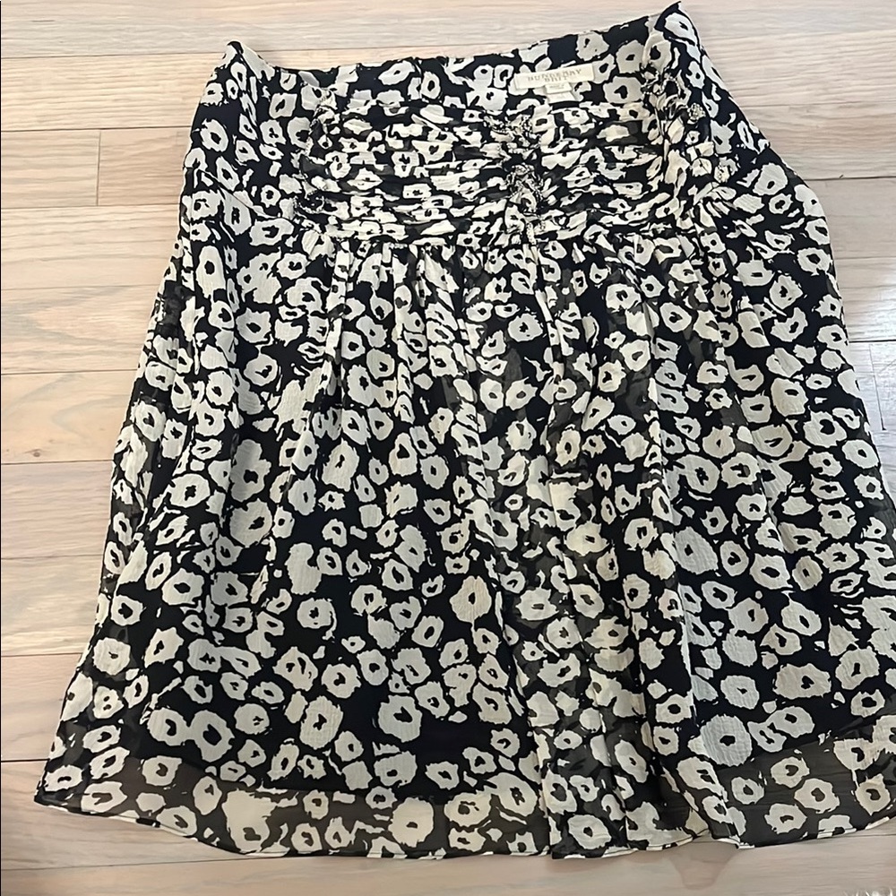 Burberry Brit Black and Cream Skirt